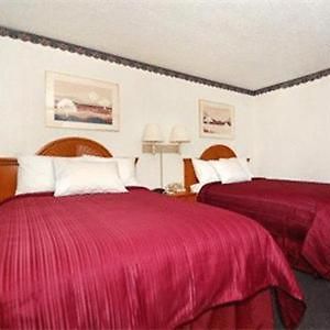 Double Room Two Double Beds Smoking